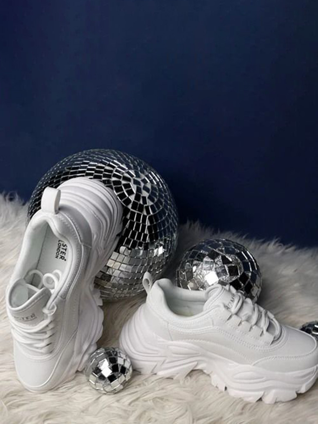 HAMSTER LONDON Women Lace-Ups Sneakers Casual Shoes