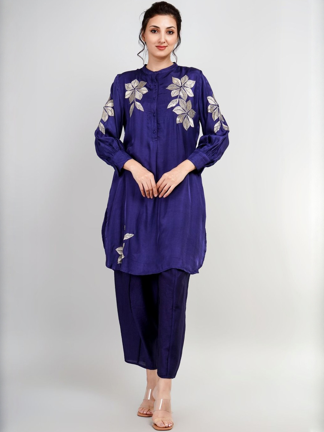 STYLESANG Women Floral Embroidered Regular Thread Work Chanderi Silk Kurta with Trousers