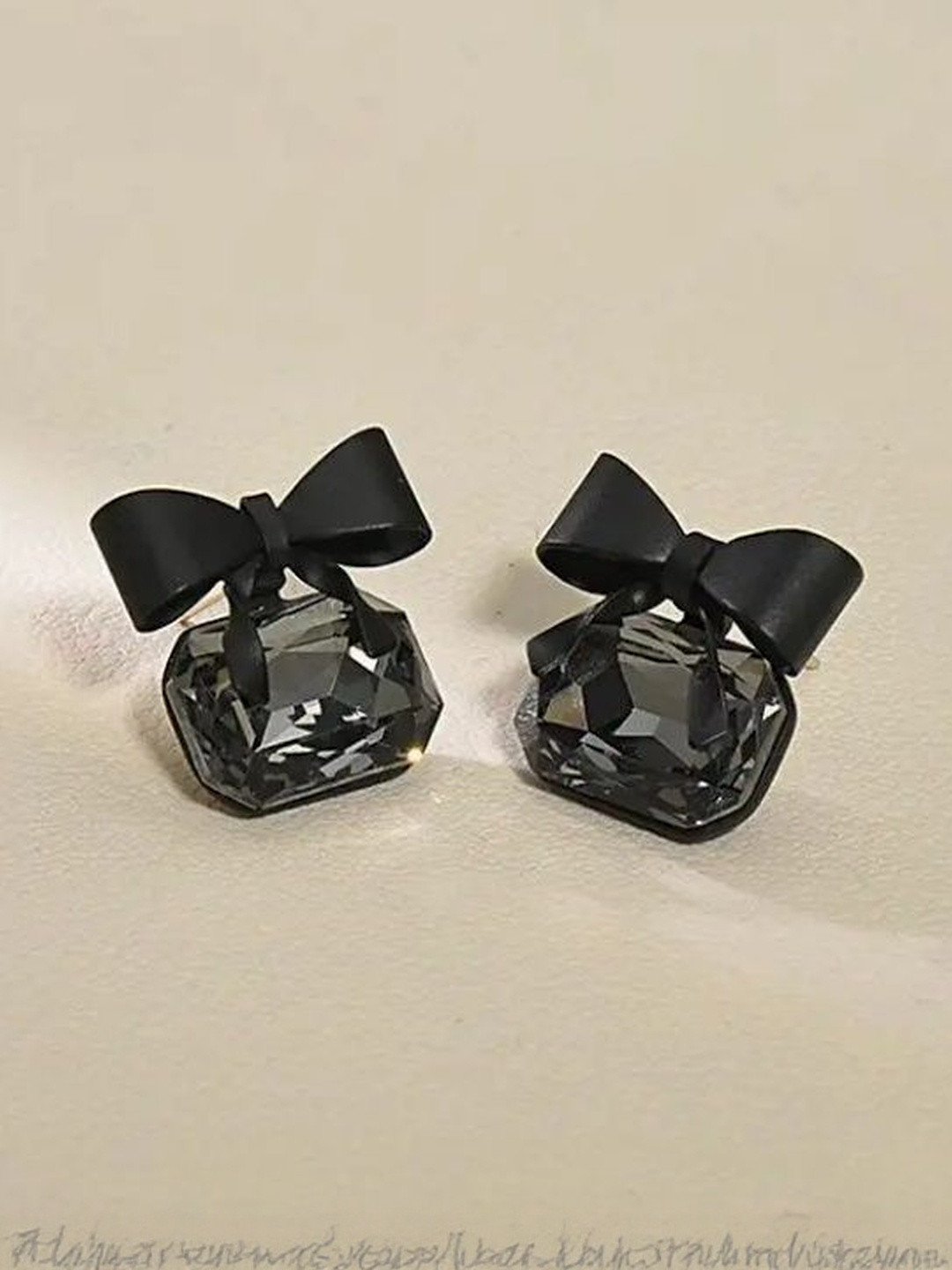 CIKIT Women Black Bow Crystal Stud Earrings