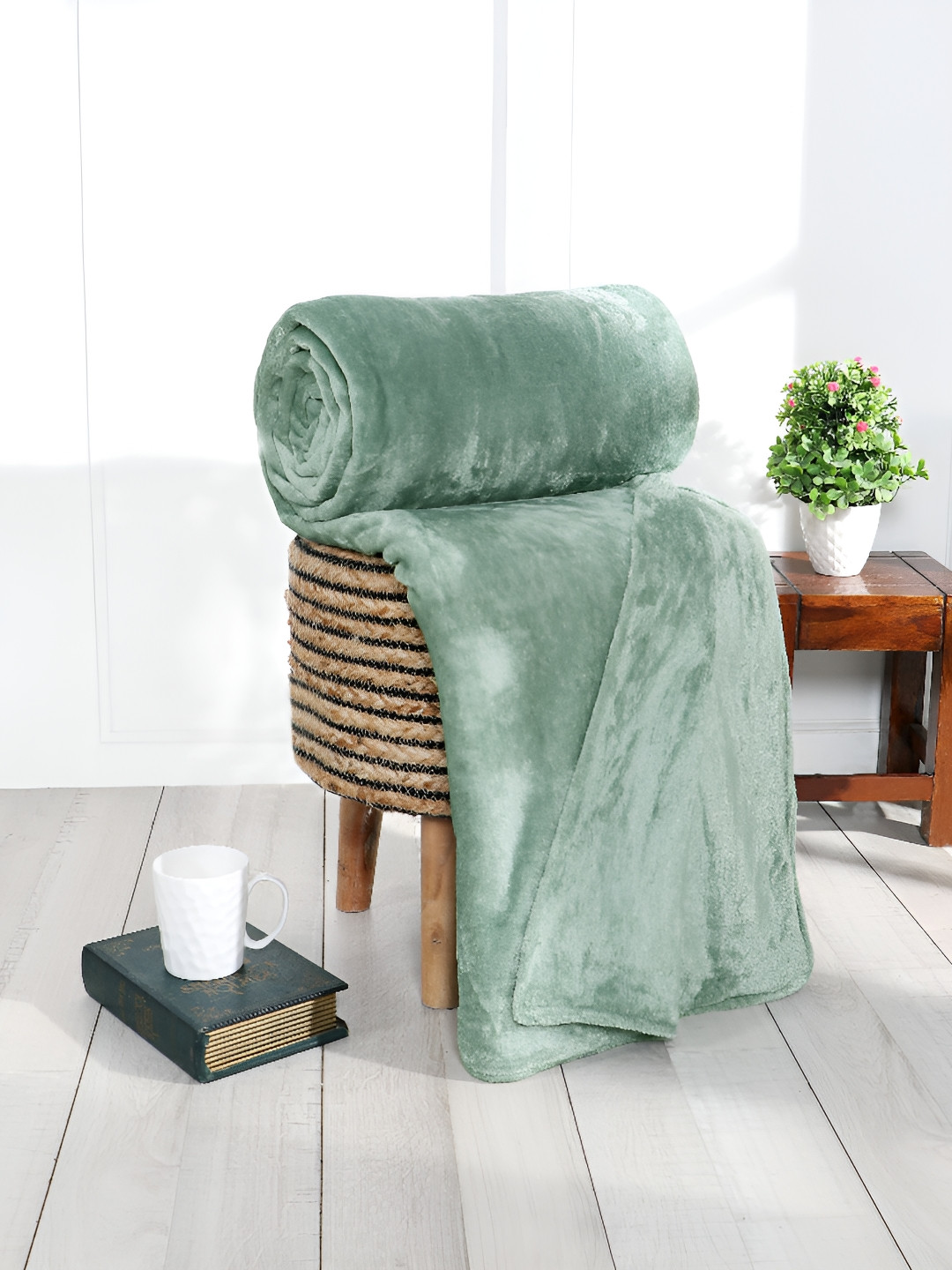 BLUEDOT Green Double Bed Dohar