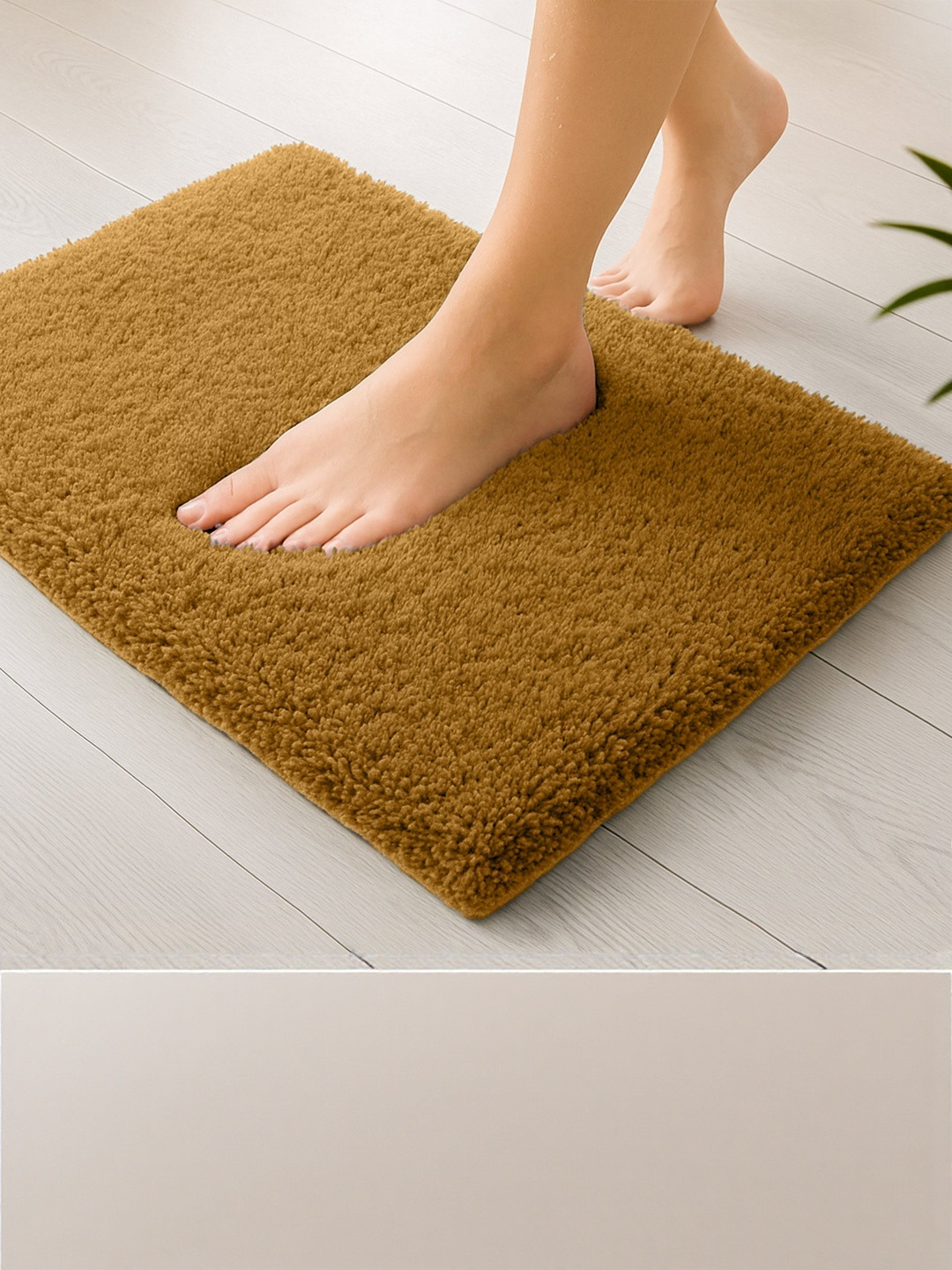 enera Stello Brown Anti-Skid Quick-Dry Soft & Durable Bath Rug - 40 cm x 60 cm