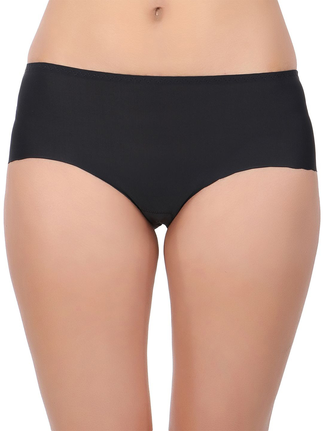Pearlfly Low-Rise Outer Elastic Seamless Basic Brief