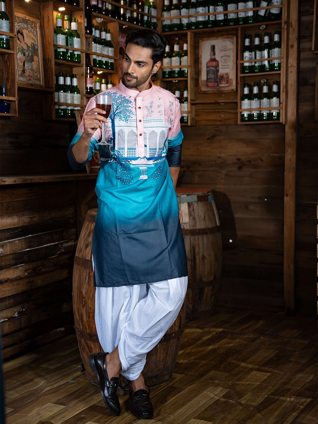 Shasak Men Ethnic Motifs Mughal Garden Printed Regular Knee Length Straight Kurta