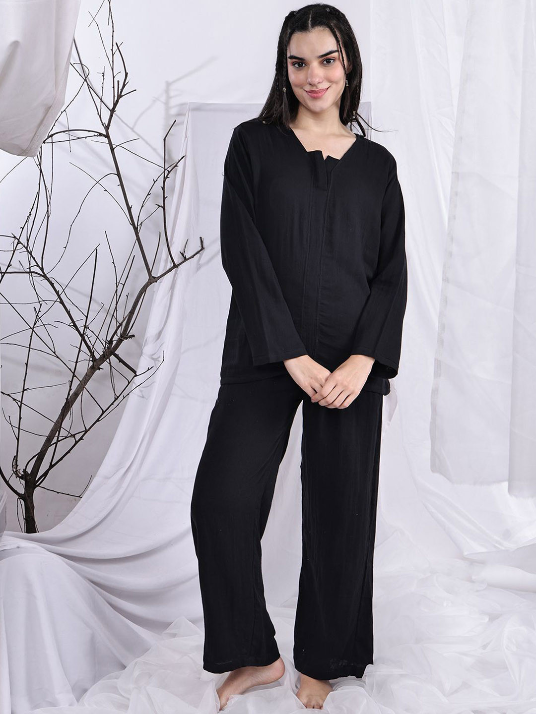 ETC Women Black Round Neck Long Sleeves Top & Pyjama Night Suit