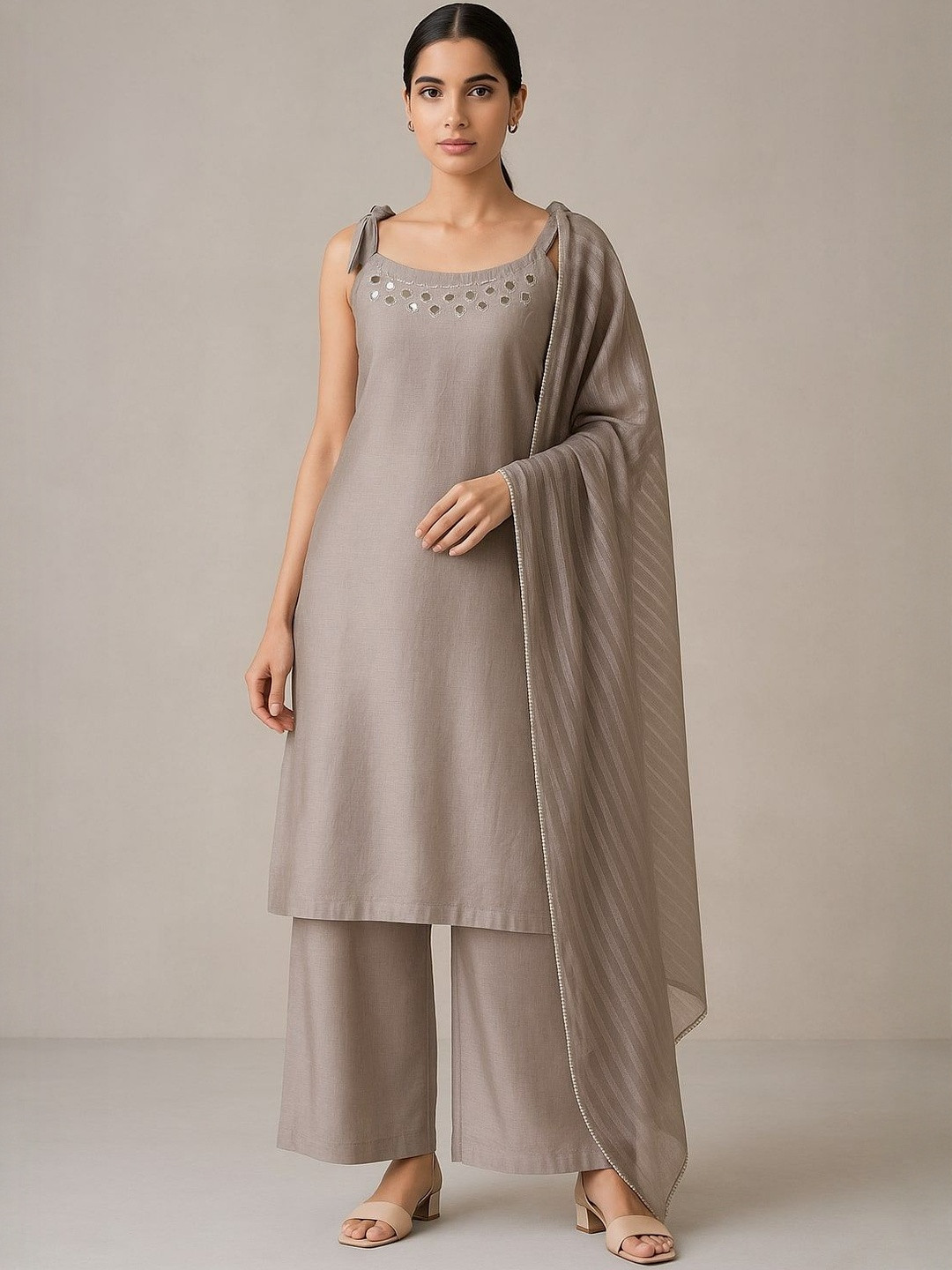 Mangalmay By Aastha Women Regular Mirror Work Kurta with Palazzos & With Dupatta