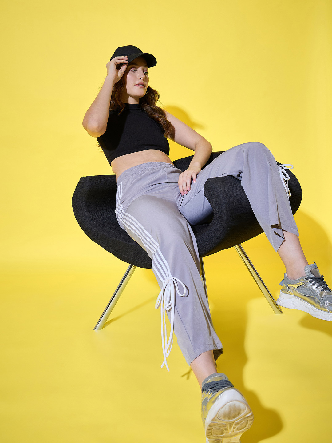 DIMPY GARMENTS Women Regular Fit Side Stripes Track Pants