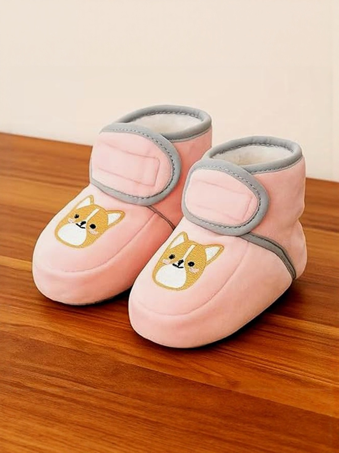 Eleg & Stilance Kids-Unisex Pink Soft Fleece Non-Slip Winter Booties