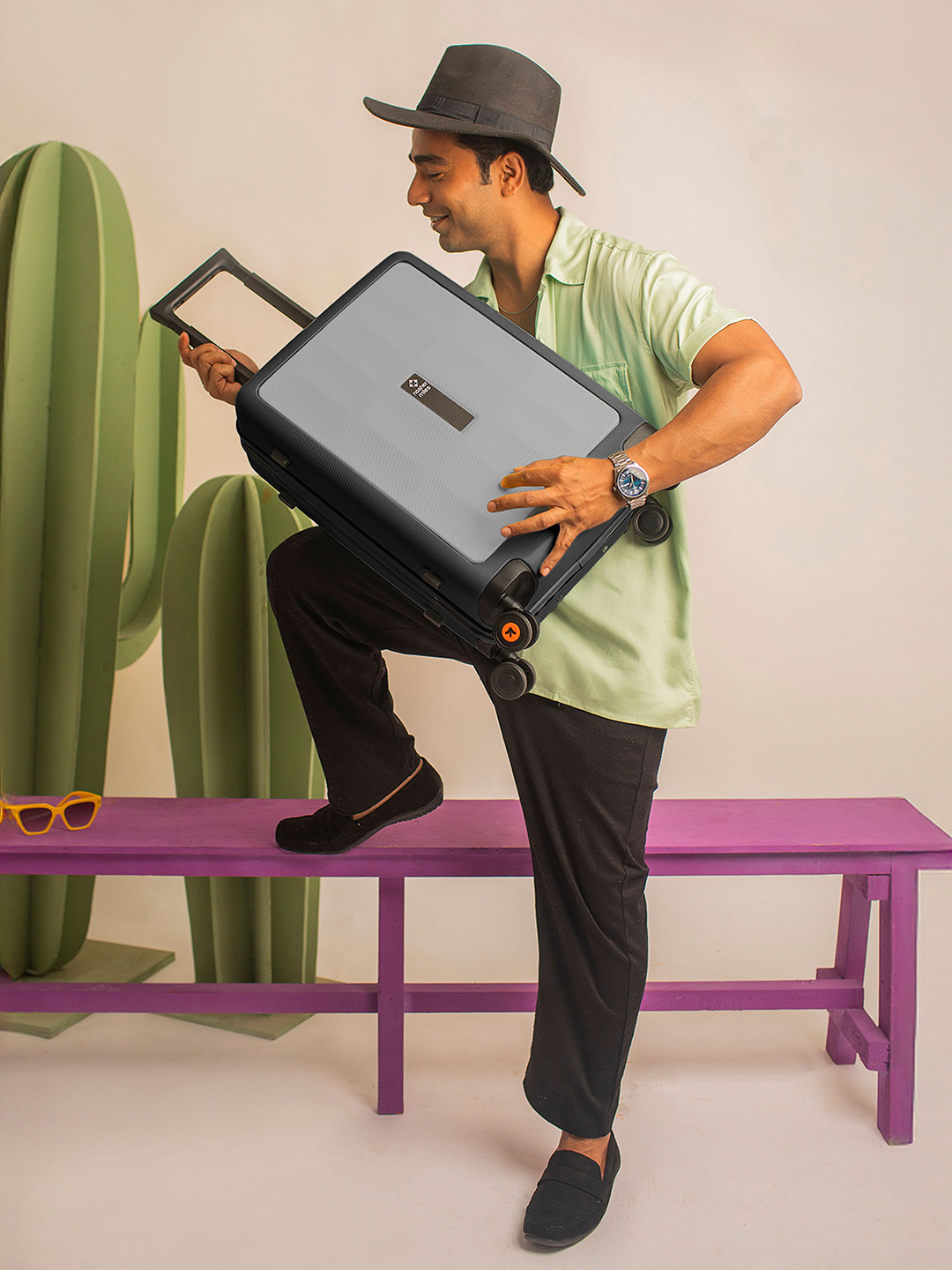 Nasher Miles Zanzibar Polycarbonate Cabin Grey Black Trolley Bag - 20 Inch (55 cm)