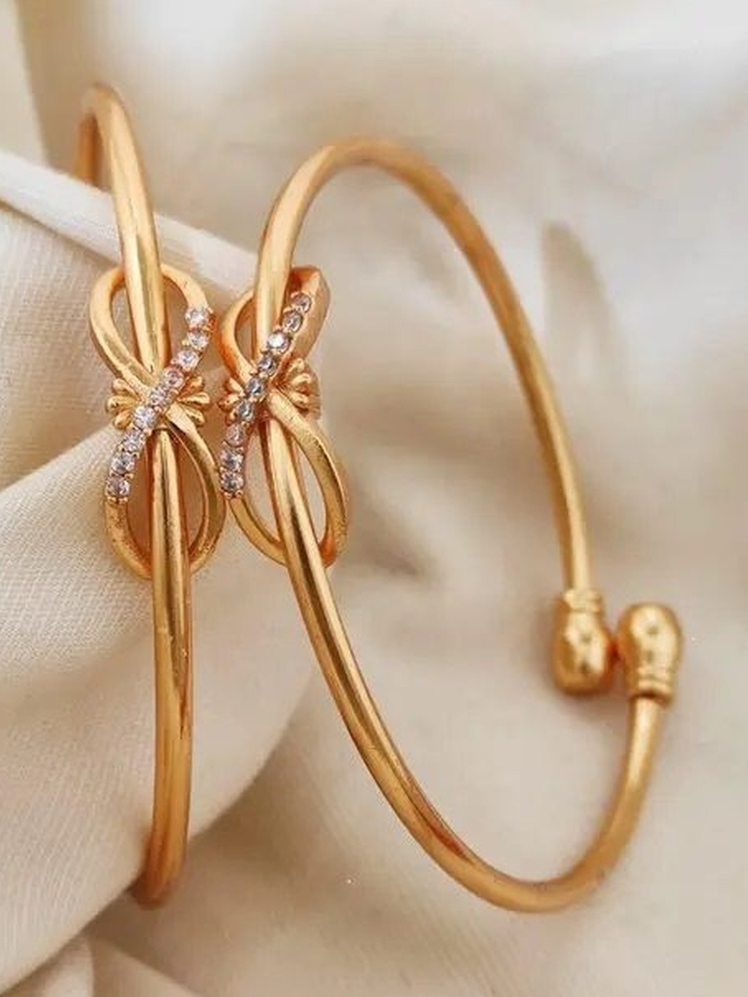 DIVASTRI Gold Brass American Diamond Bangle