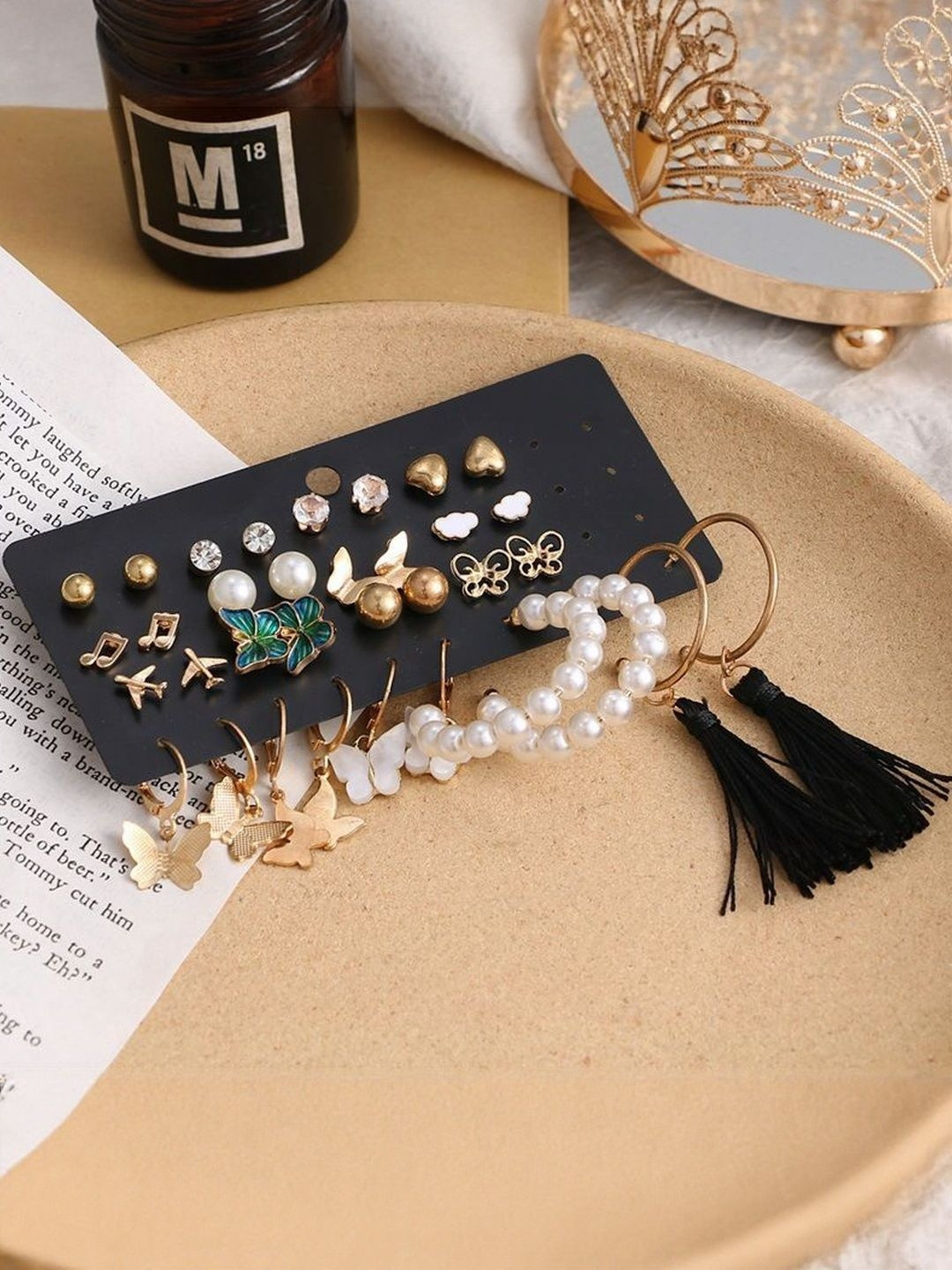 DressBerry Set Of 17 Gold-Plated Pearls Beaded Earrings