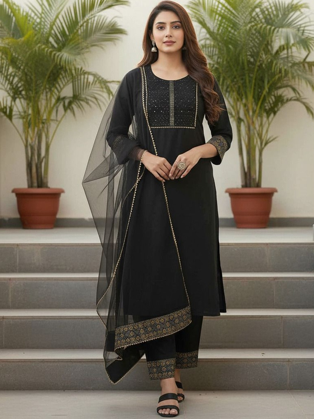 Twika Floral Embroidered Yoke or Border Regular Straight Kurta With Trousers & Dupatta
