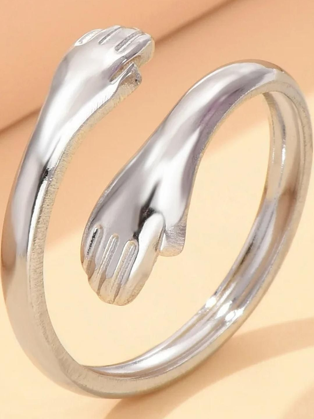 DressBerry Love Silver Plated Hug Ring