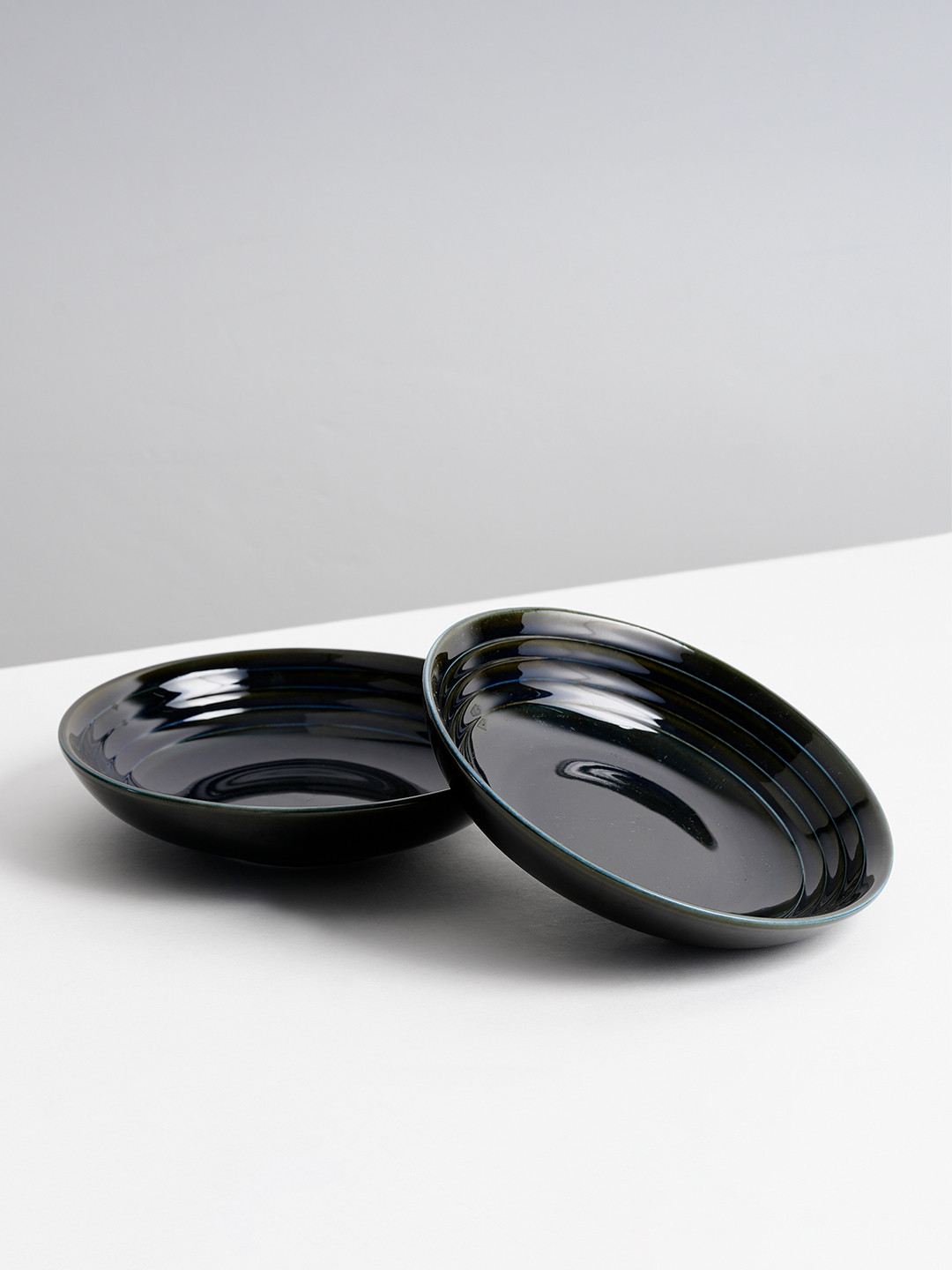 SHAY Set of 2 Dark Blue Ceramic Reactive Pasta Plates