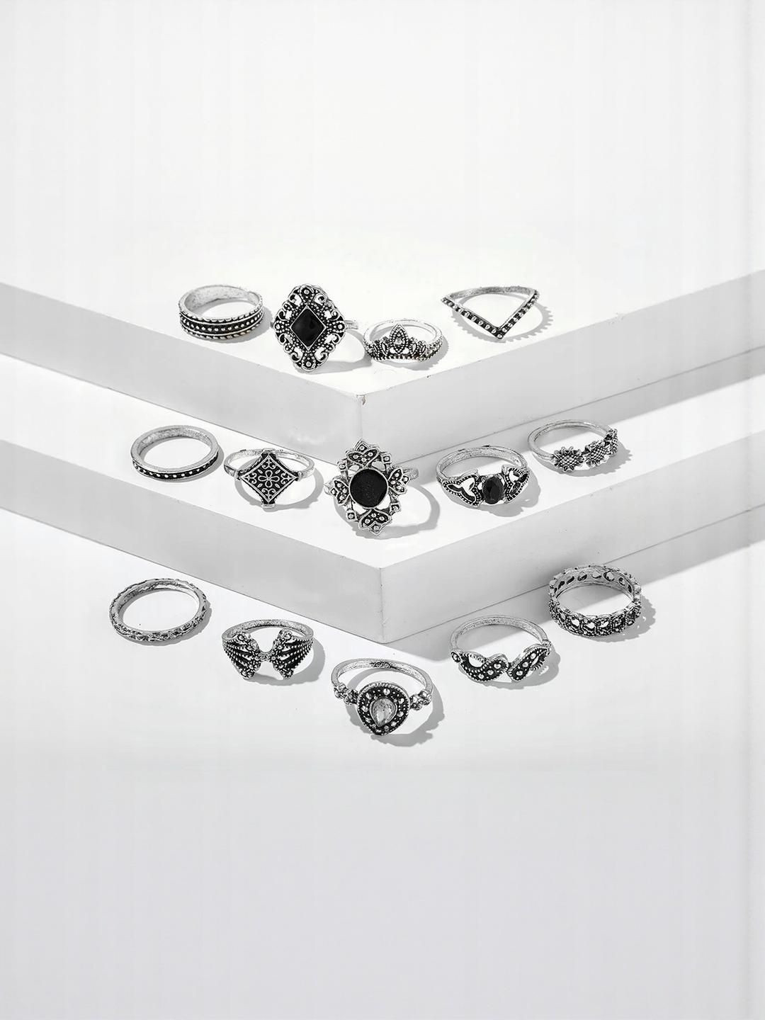 DressBerry Silver-Plated Set of 15 Vintage Floral Designs Plushy Ring Set