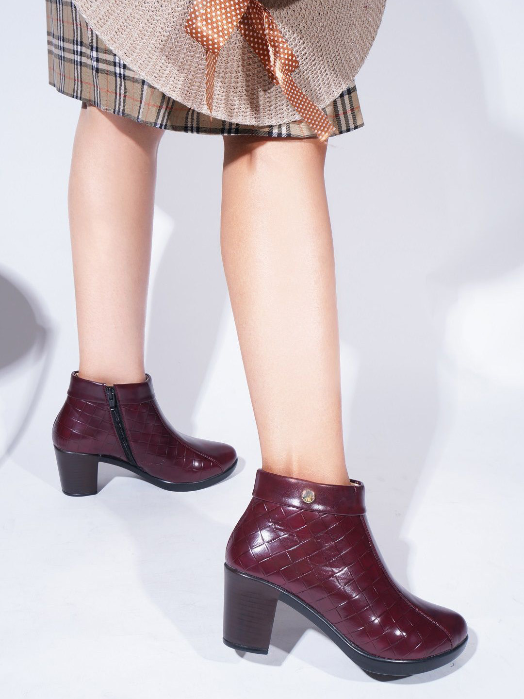 TRYME Women Textured Zippered Leather Boots