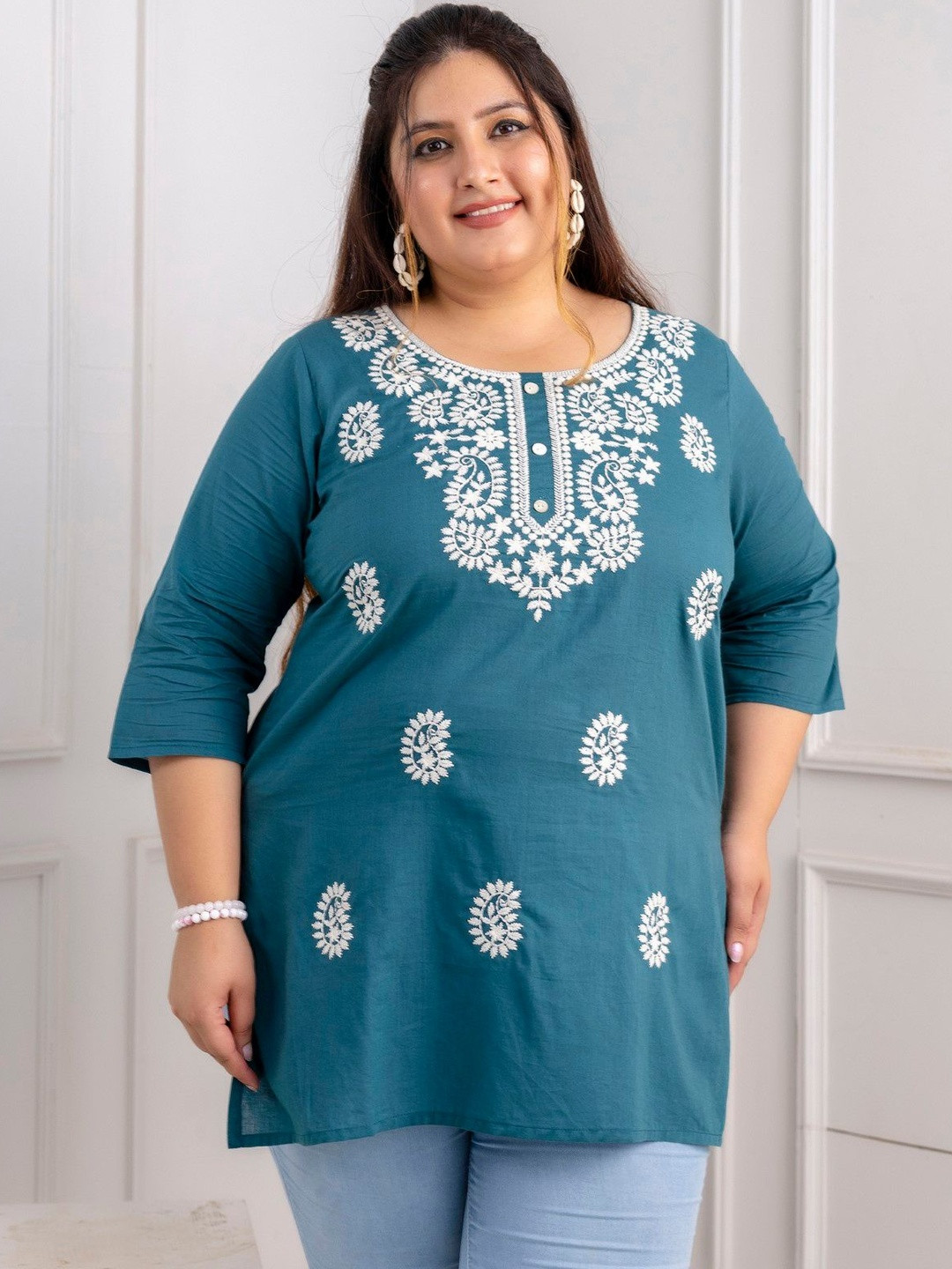 ROPADEMODA Plus Size Ethnic Motifs Embroidery Pure Cotton Straight Short Kurti