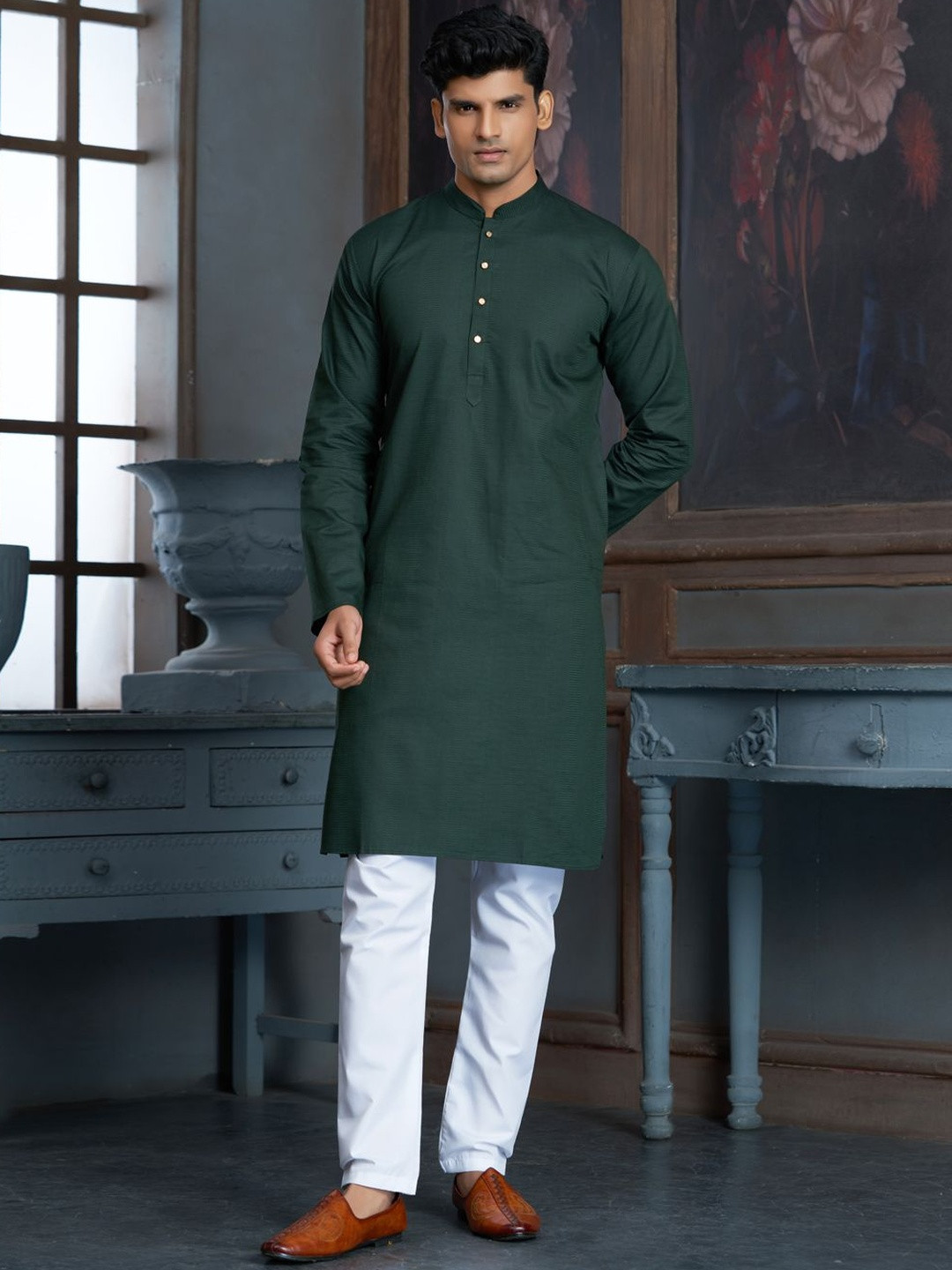 EKATVA ETHNIC Men Bottle Green Pure Cotton Self Jaquard Kurta Pyjama