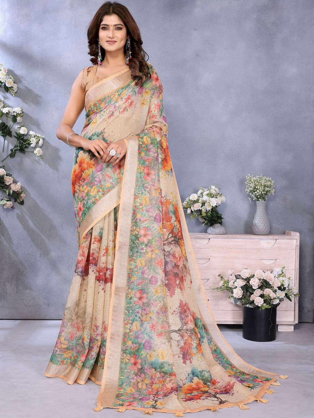 Tarlas Sarees Floral Printed Linen Saree With Blouse