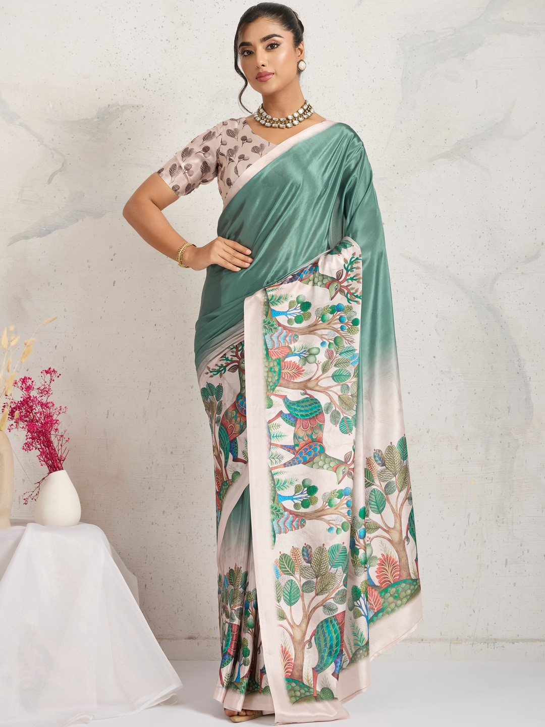 RACHNA Animal Printed Satin Saree With Unstiched Blouse