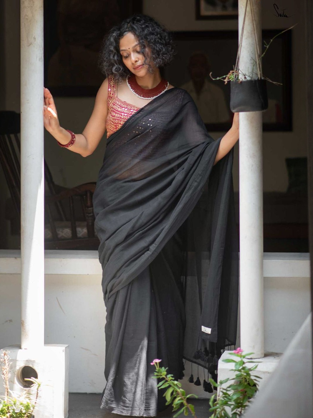 Suta Mul Cotton Solid Saree Without Blouse Piece