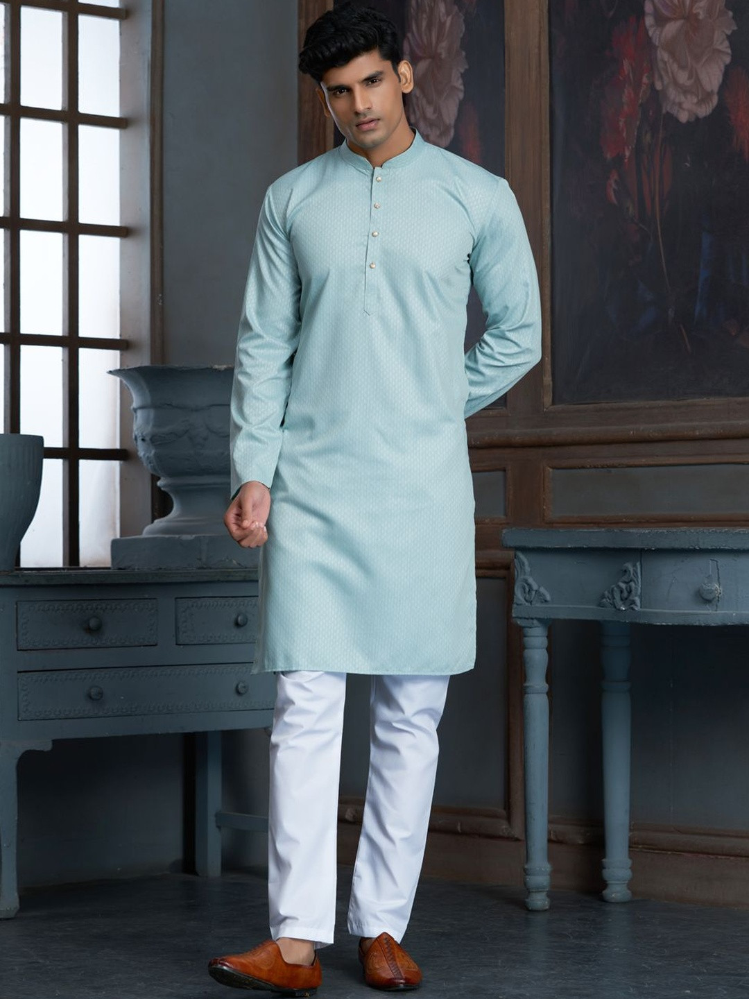 EKATVA ETHNIC Men Blue & White Woven Kurta with Solid Pyjamas Set