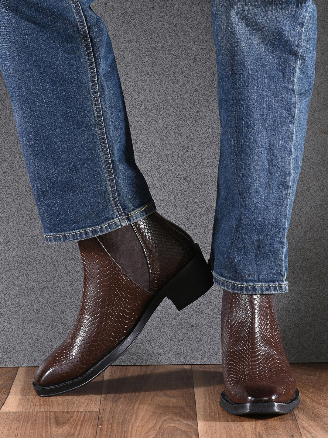 AfroJack Men Textured Square Toe Slip On Chelsea Boots