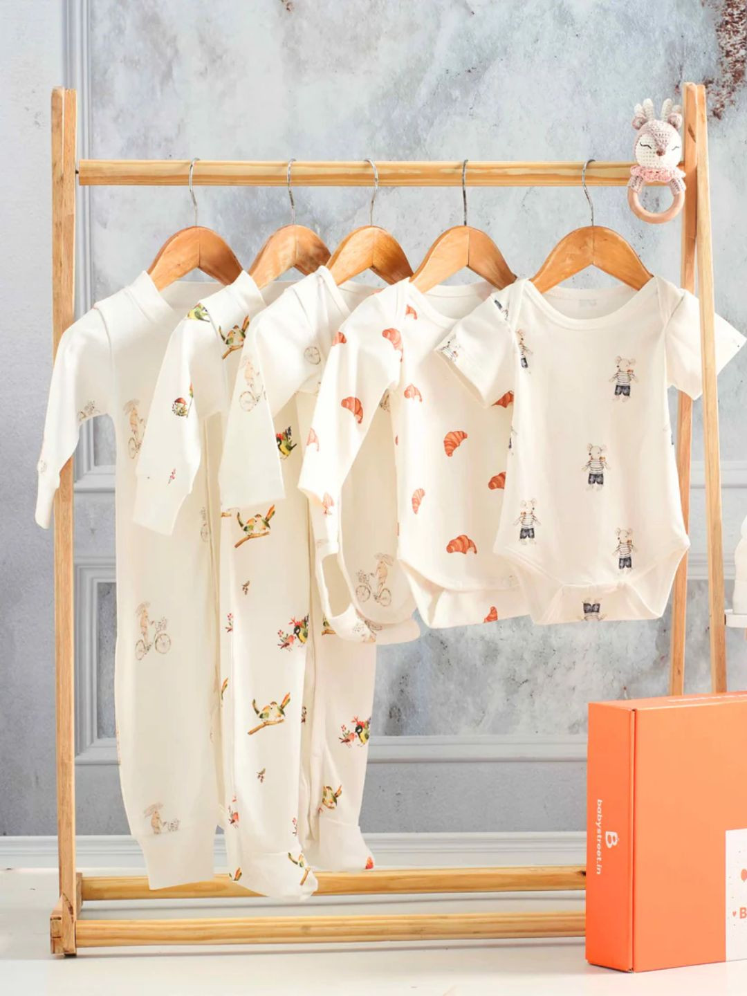 BabyStreet Infants 5 Pcs Organic Cotton Baby Luxe Gift Set