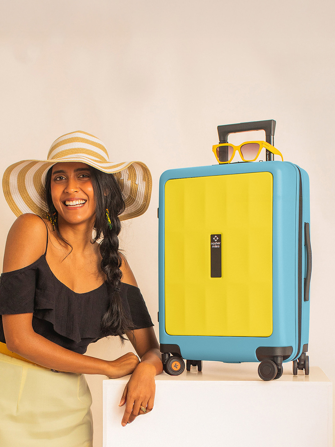 Nasher Miles Zanzibar Polycarbonate Cabin Yellow Blue Trolley Bag - 20 Inch (55 cm)