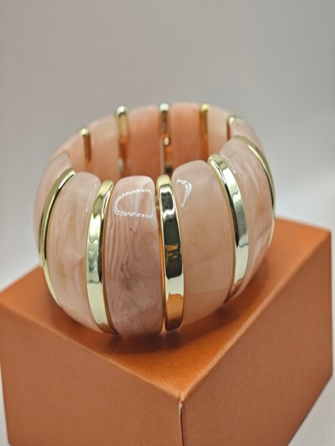 SAPRAA TRENDS Women Gold-Plated Slip-On Cuff Bracelet