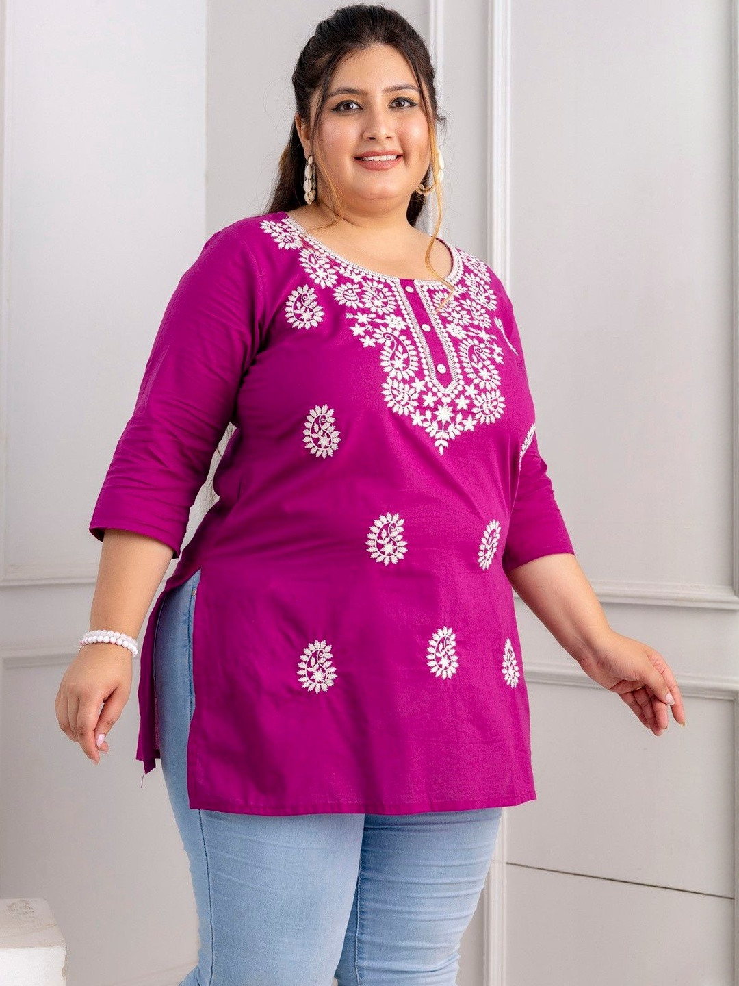 ROPADEMODA Women Plus Size Cotton Straight Kurtas