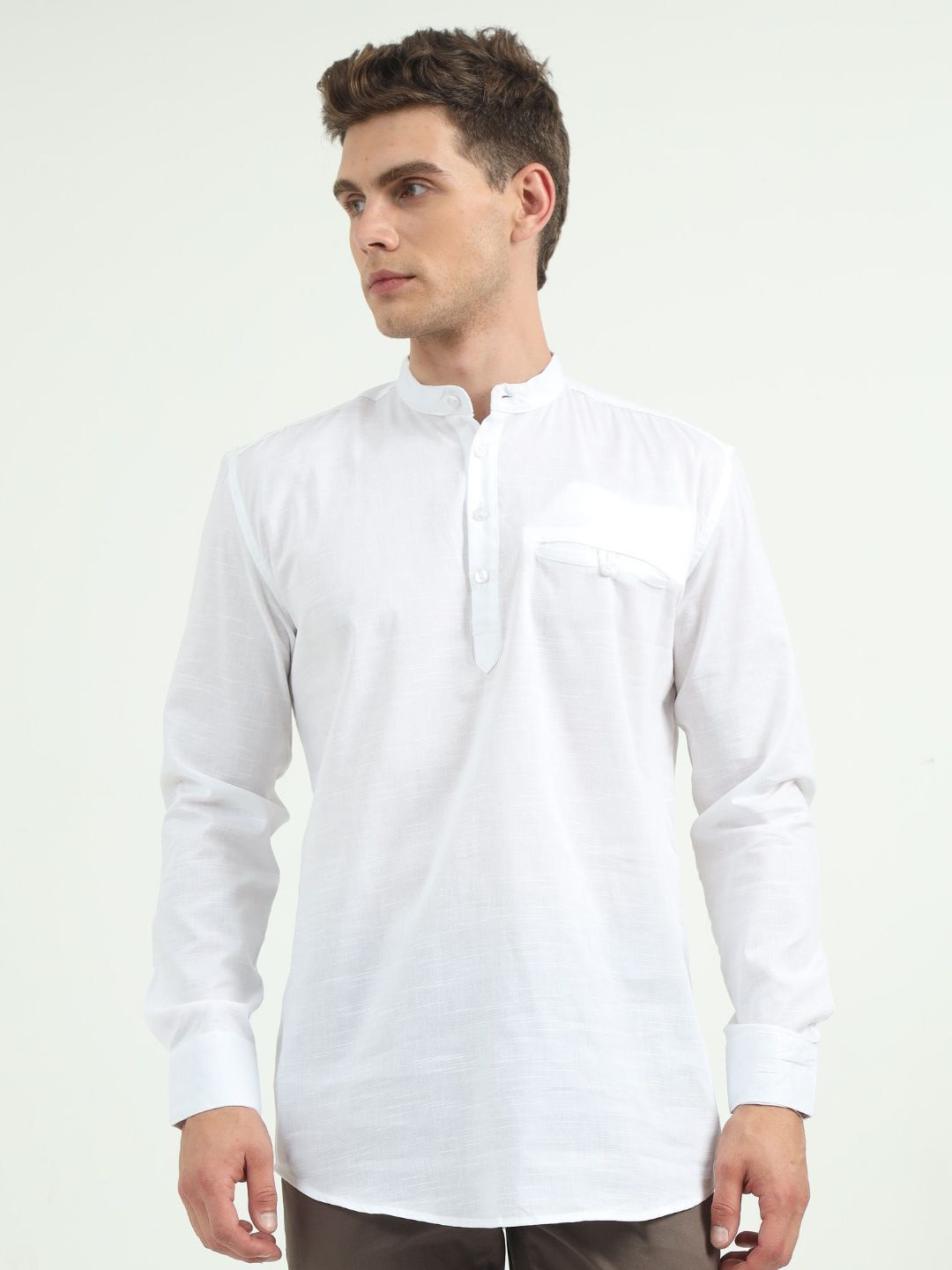 VROJASS Men Mandarin Collar Chikankari Kurta