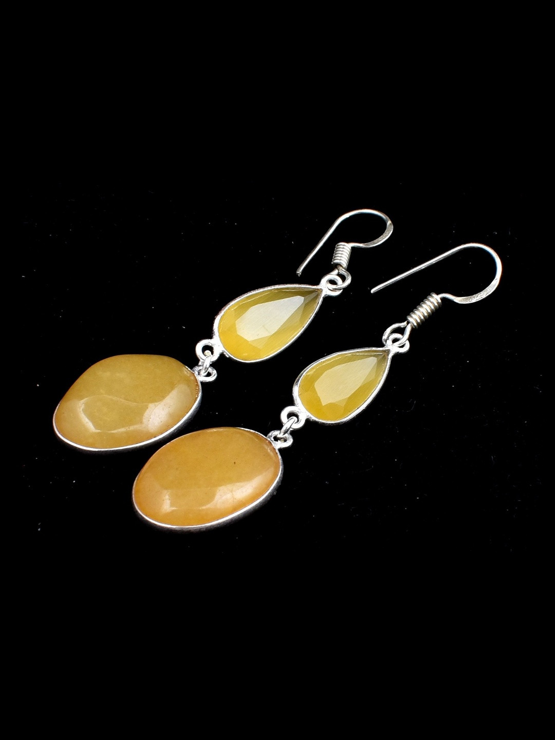AAR Jewels Silver-Plated Oval Shape Onyx Brass Drop Earrings
