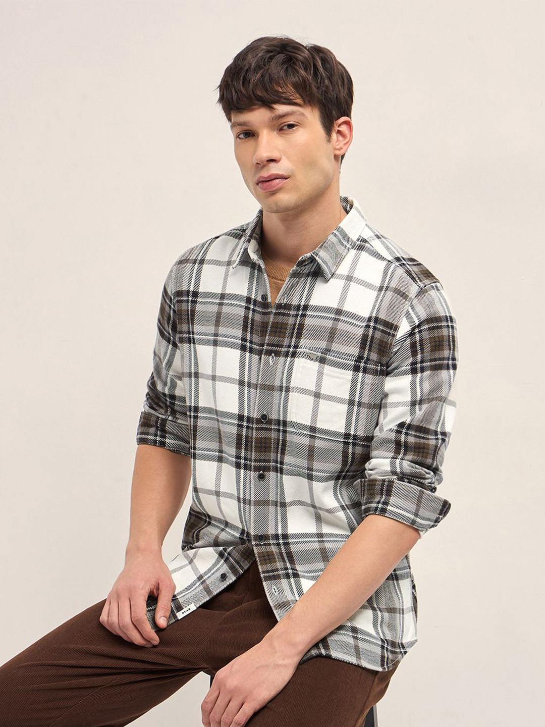 Buy THE BEAR HOUSE Checked Spread Collar Pure Cotton Casual Shirt - - Apparel for Men