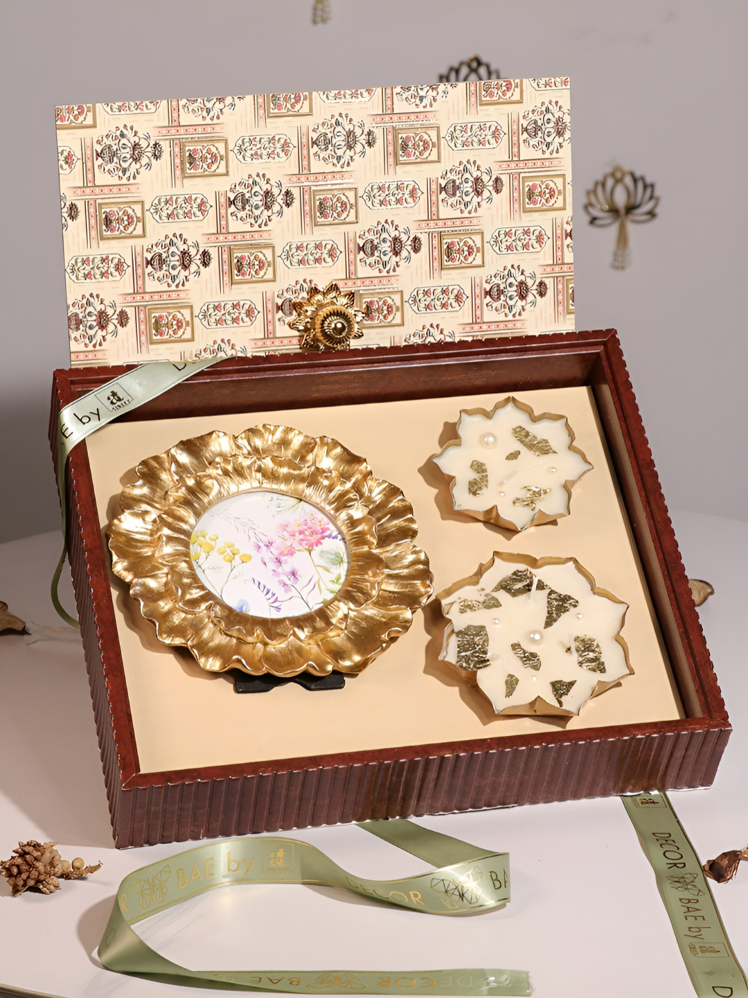 Art Street Round Shape Photo Frame with Urli Diya Mdf Diwali Gift Hamper Box