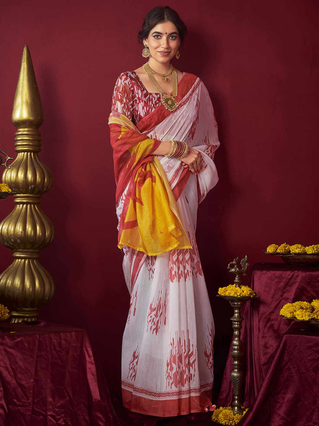 KALINI Laal Paar Saree