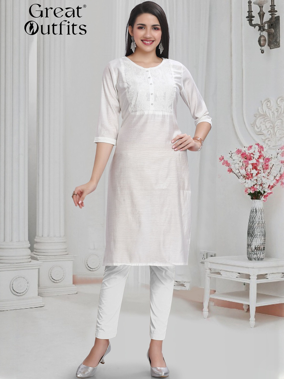 GREAT OUTFITS Floral Yoke Design Thread Work Round Neck Pure Silk Straight Kurta