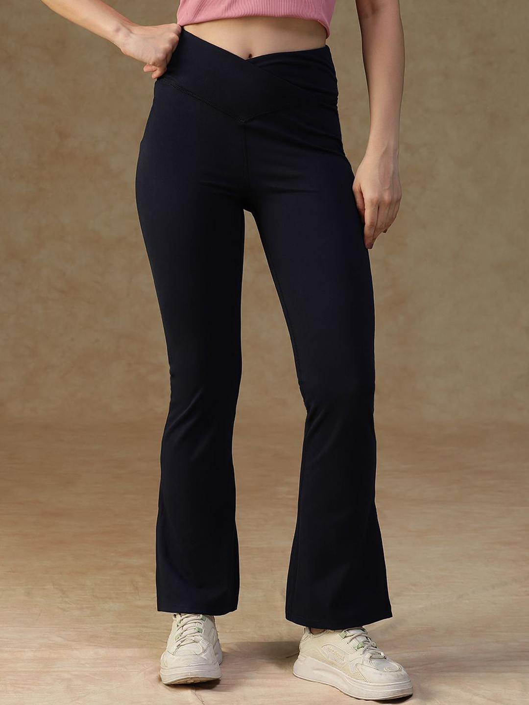 ATHLISIS Women Ankle Length Flared Yoga Pant