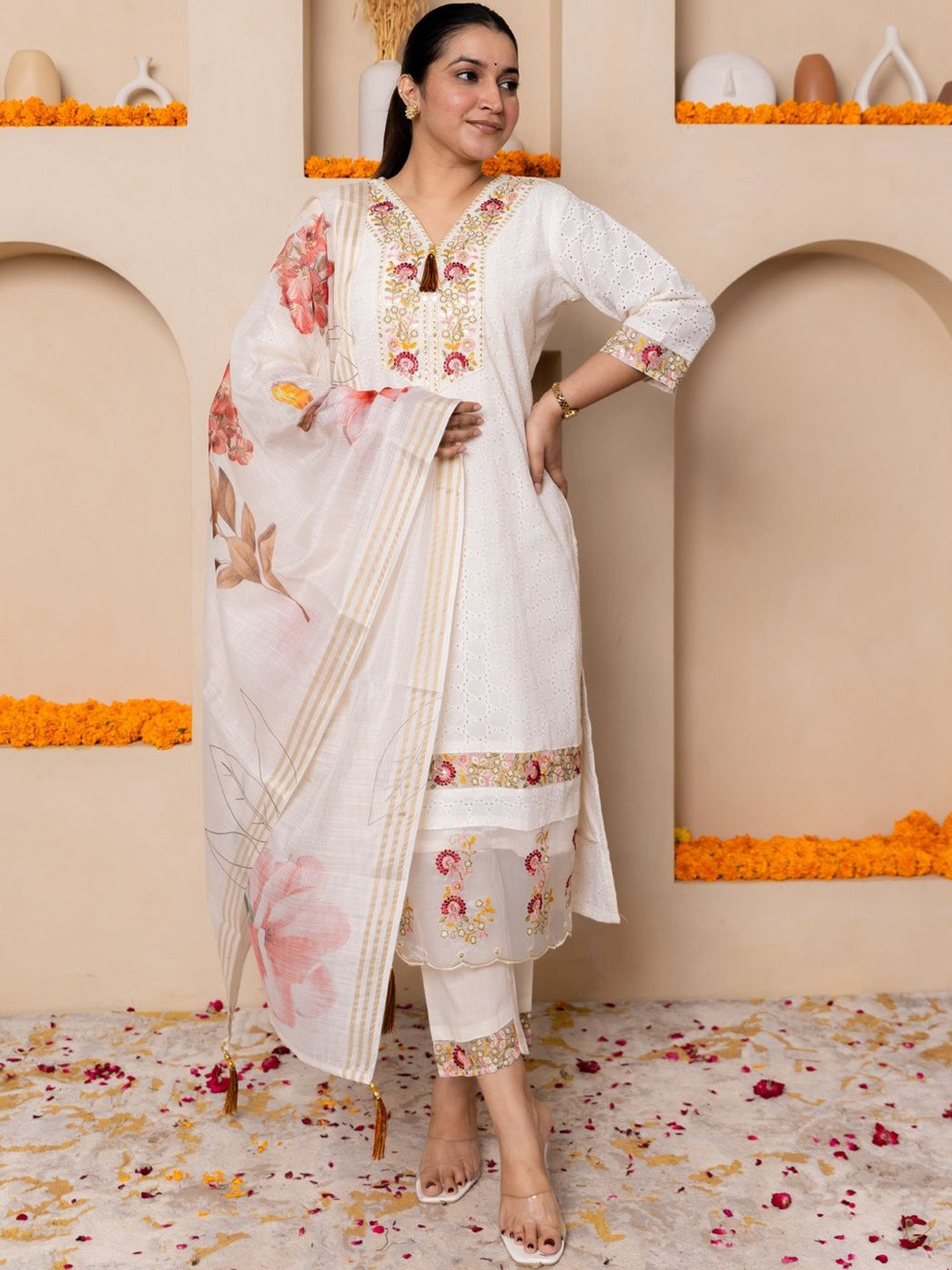 VredeVogel Women Kurta Pant Set with Dupatta