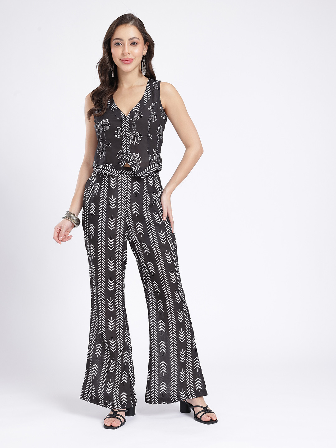 Indie Floral Printed V-Neck Co-Ords Set