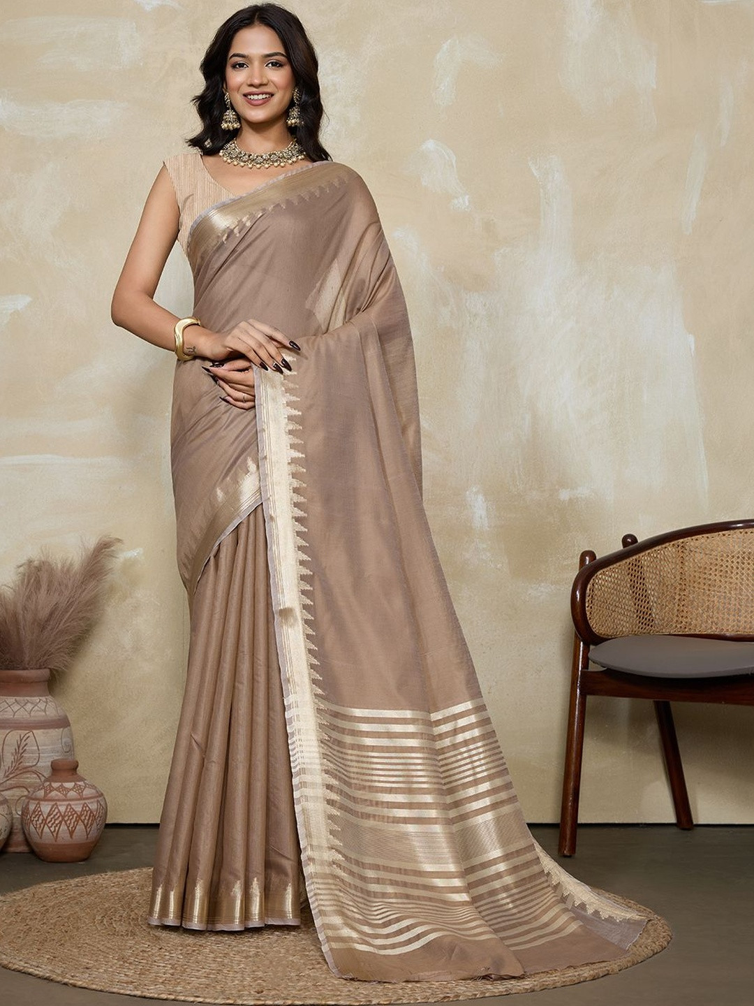 VASTRA-THE FACTORY STORE Woven Design Border Saree With Blouse Piece