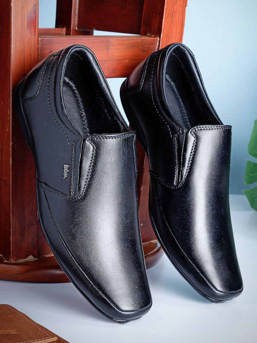 Lee Cooper Men Leather Comfortable and Lighweight Slip-On Formal Shoes