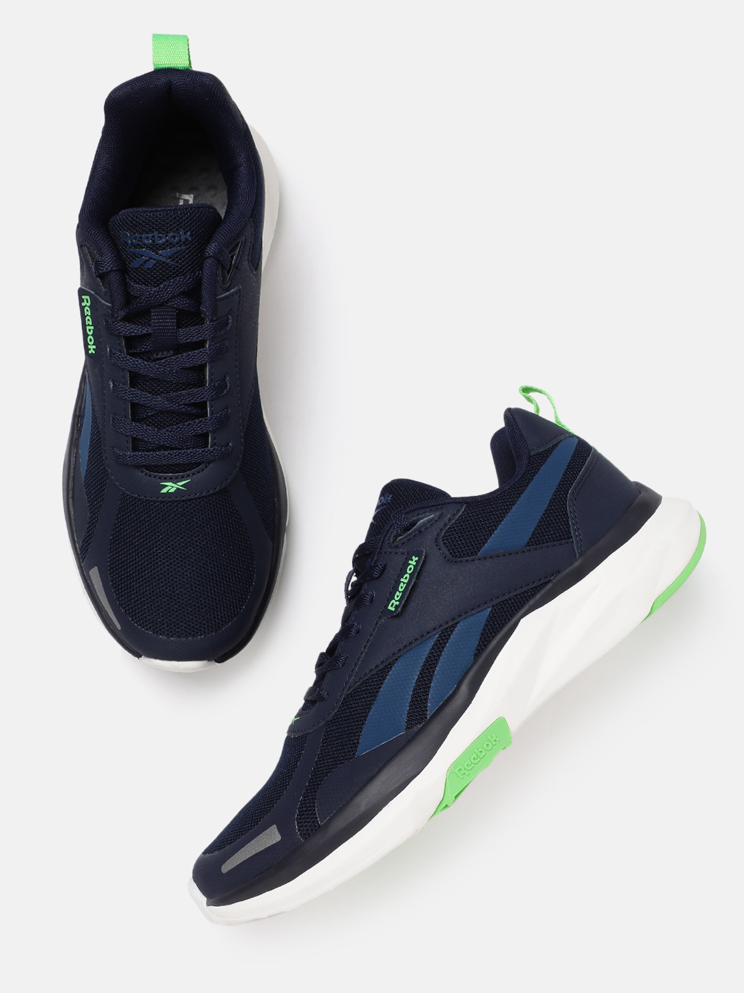 Reebok Men RUNERGY LT TURBO Memory Tech Running Shoes