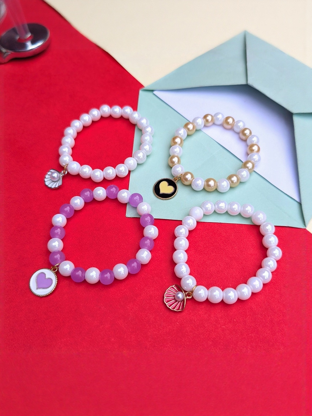 Amit Fashion Women Set of 4 Glass Elasticated Bracelet