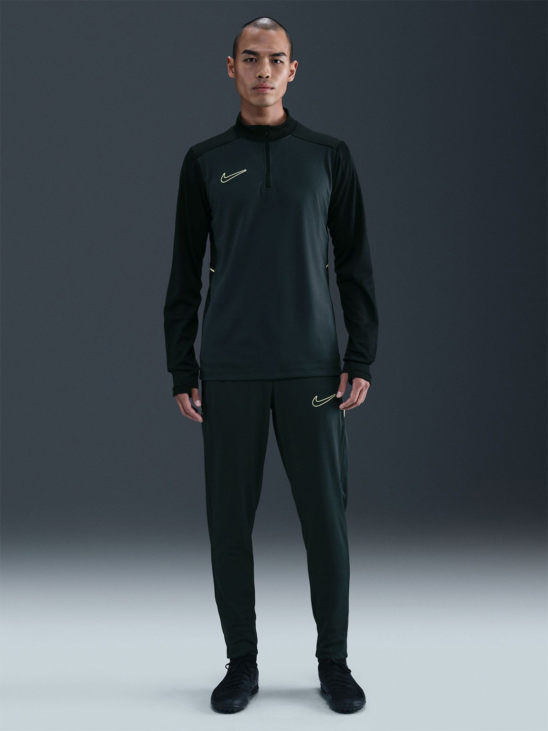 Nike Academy Men's Dri-FIT Football Drill T-Shirt