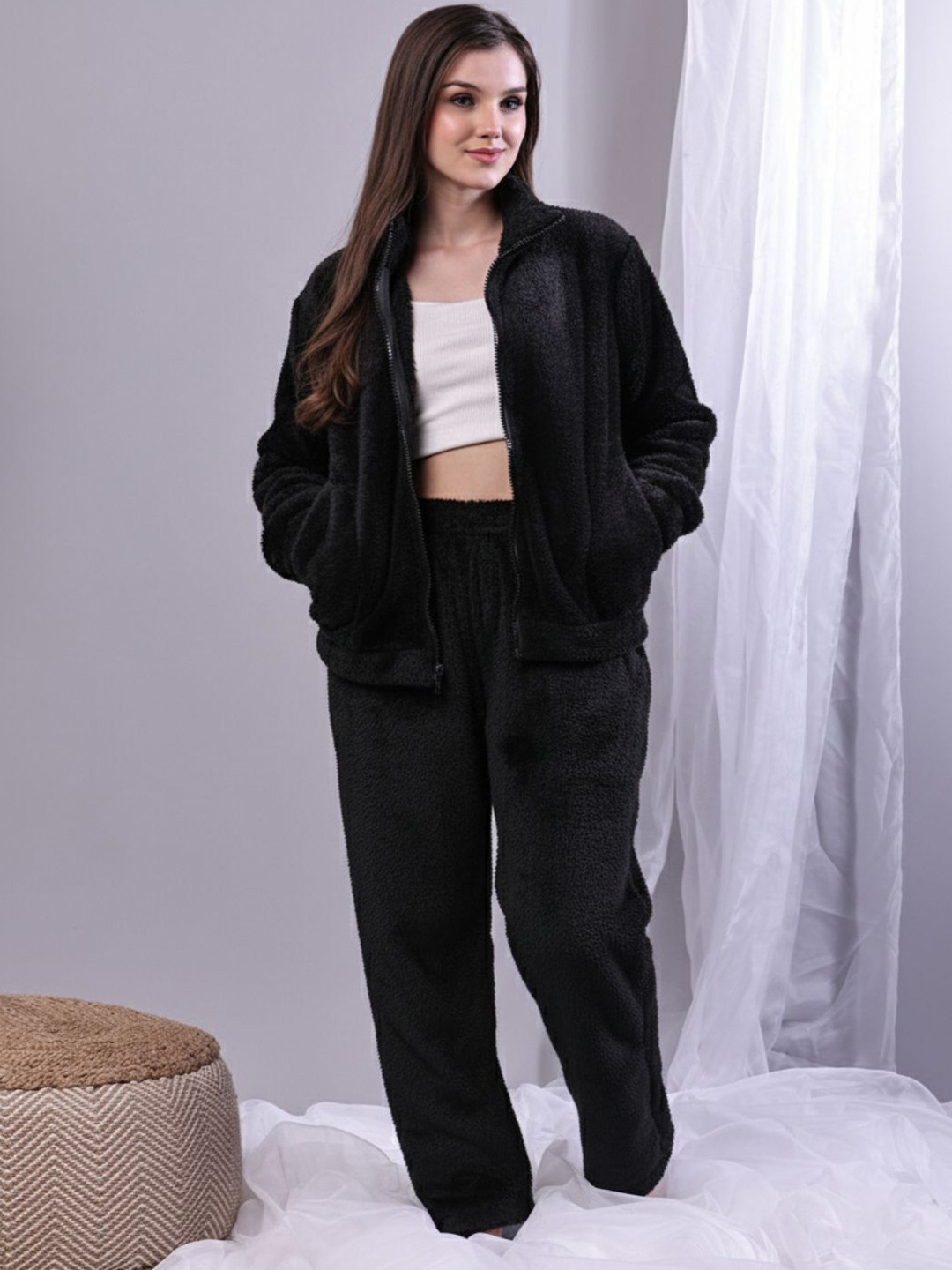 TAG 7 Women Fur Full Zip Top With Pyjamas Night Suit