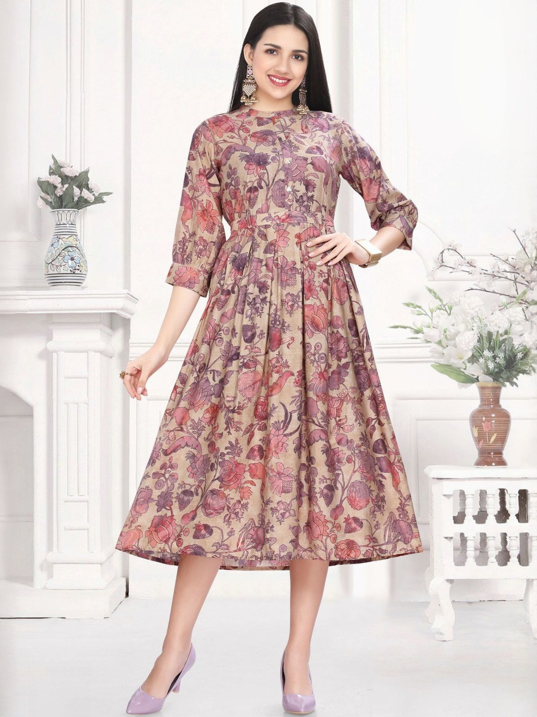 GREAT OUTFITS Women Cream Blended  Kurtis