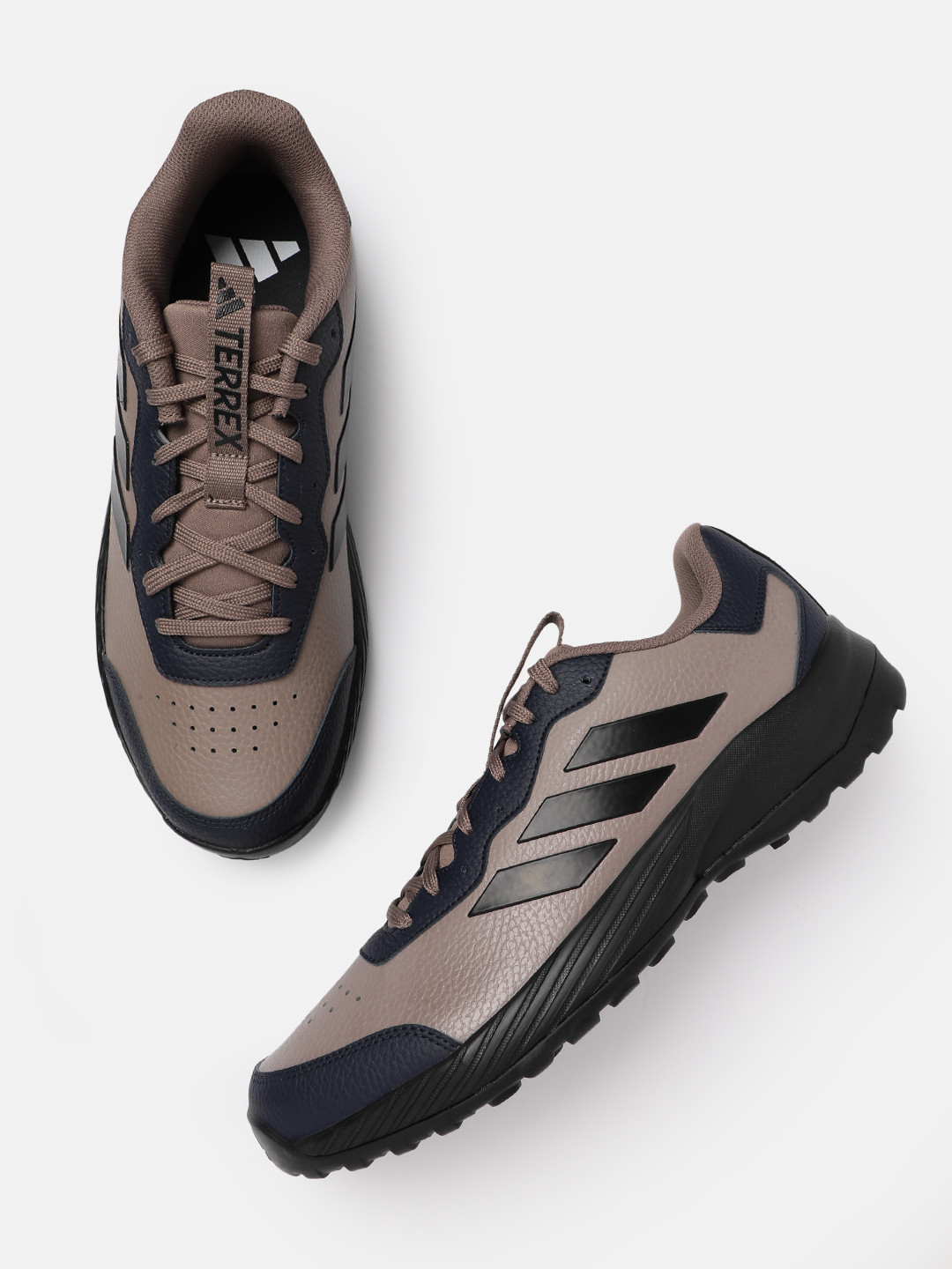 ADIDAS Men QuestCrest Walking Shoes