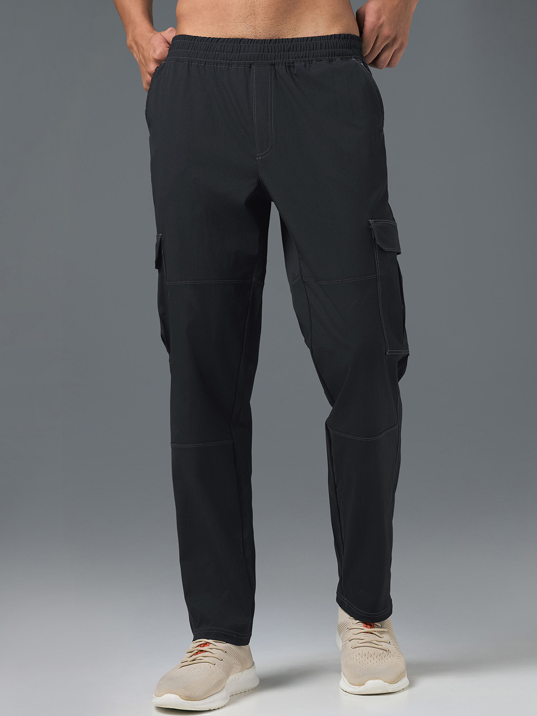 Technosport Men Relaxed Straight Leg Straight Fit Mid-Rise Cargos Trouser with TS FLEXI