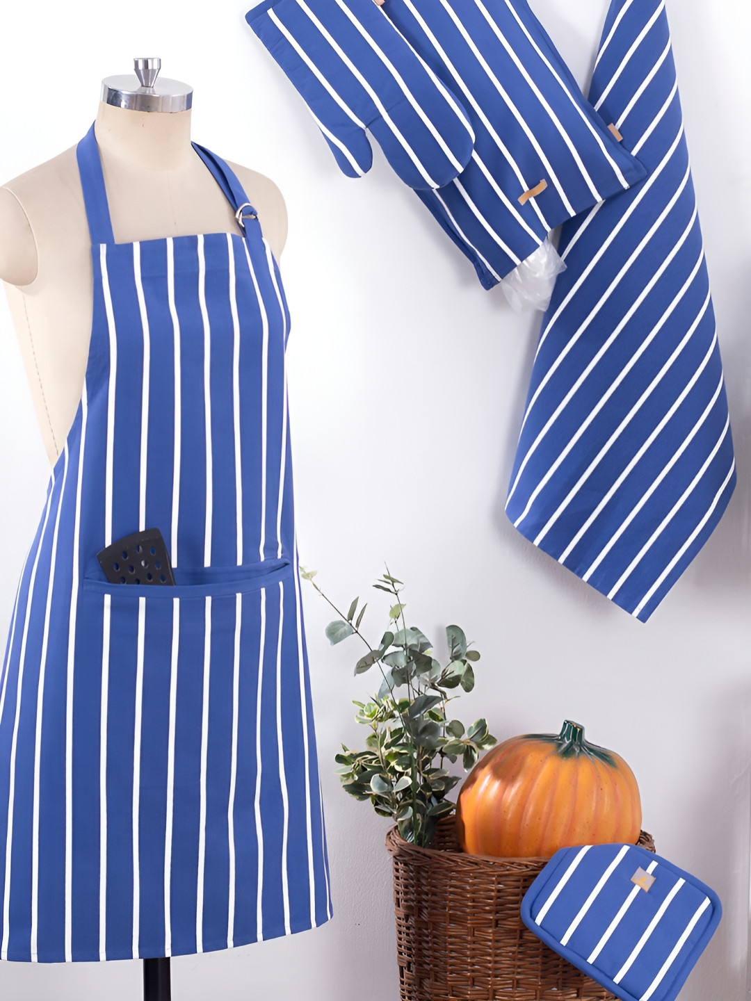 MASPAR Blue & White 5 Pieces Striped Kitchen Linen Set