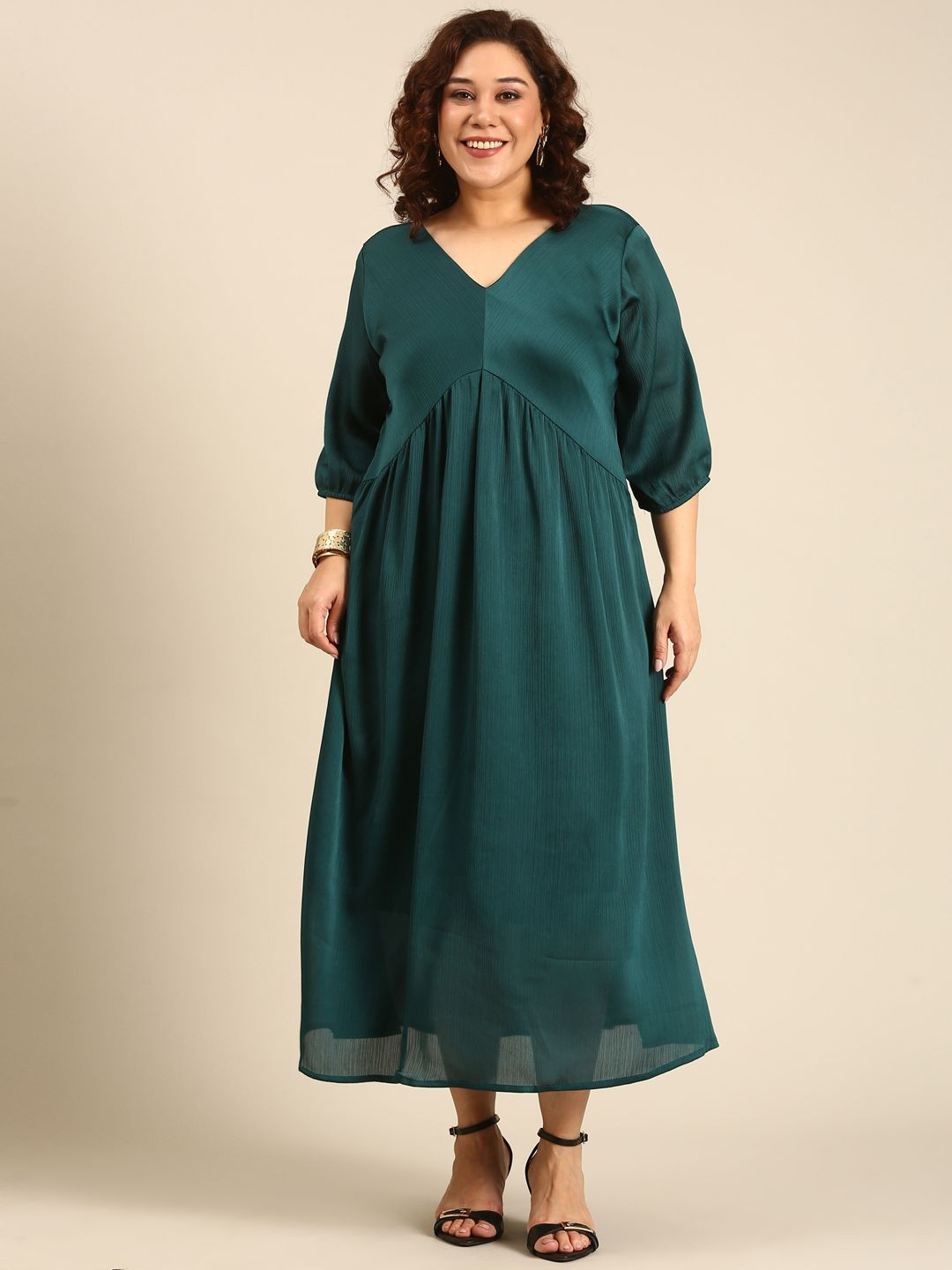The Pink Moon Women Plus Size Emerald Satin Chiffon Dress